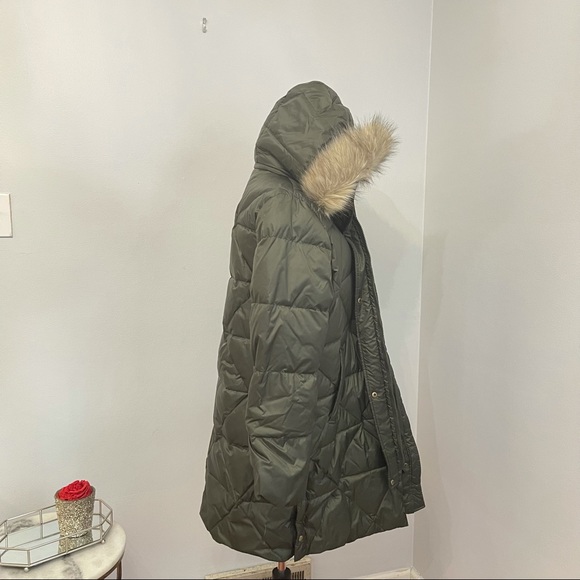 Lauren Ralph Lauren Faux Fur Trim Hooded Puffer Jacket In Litchfield Loden NWT - Picture 8 of 16